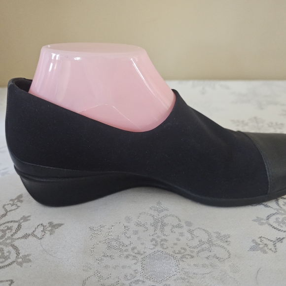 Ecco Womens Felicia GTX Slip On Shoes Loafers Sz 39 Black Waterproof - Picture 7 of 13